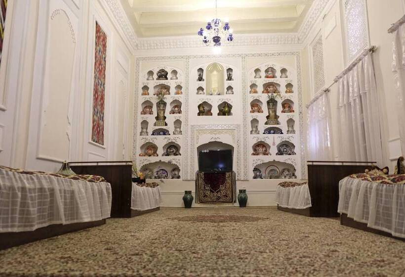 פנסיון Umarxon