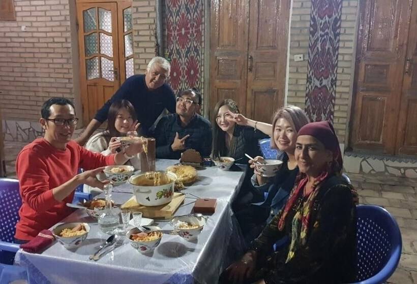 פנסיון Umarxon