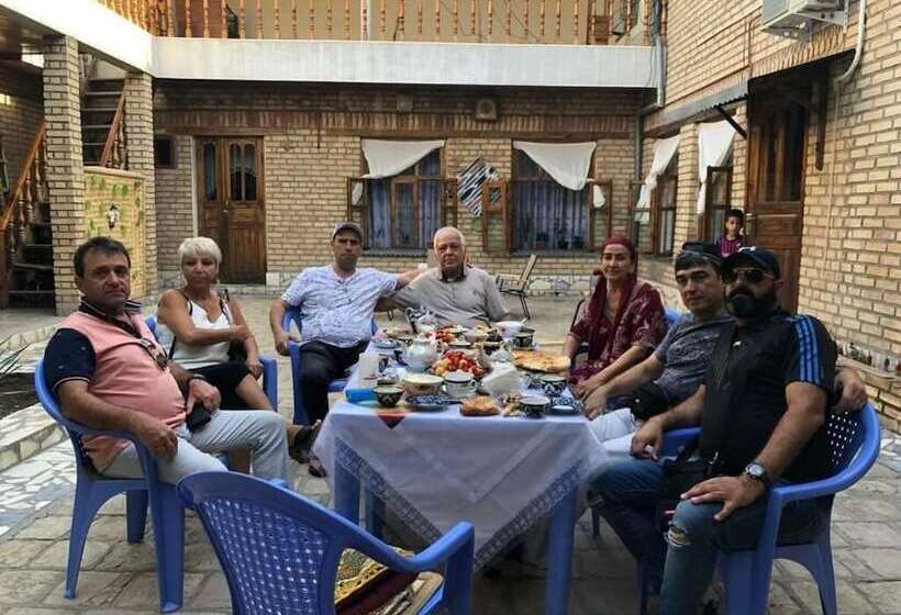 פנסיון Umarxon