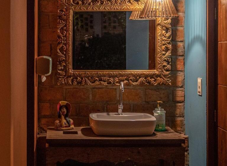 تختخواب و صبحانه Jasmimanga Pousada