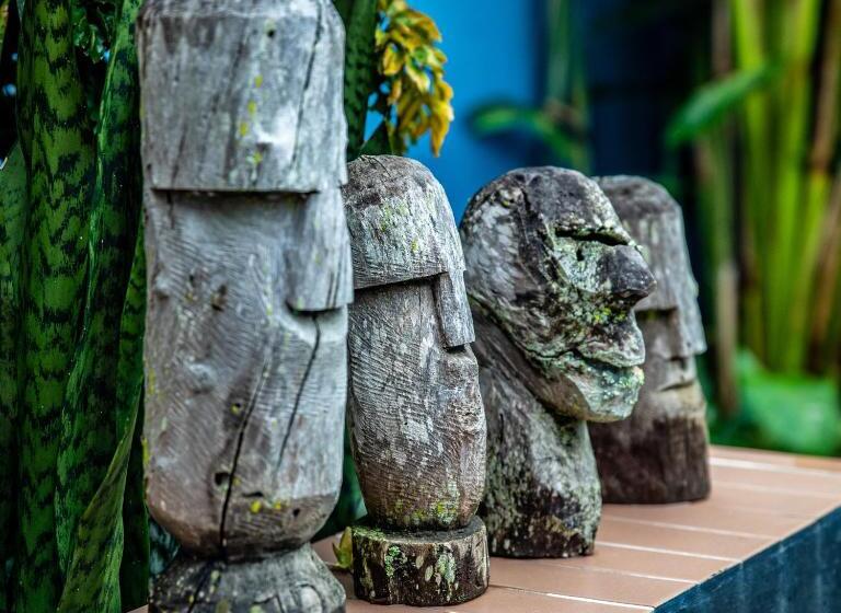 تختخواب و صبحانه Jasmimanga Pousada