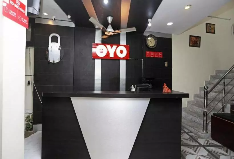 Super Hotel O Raj Palace