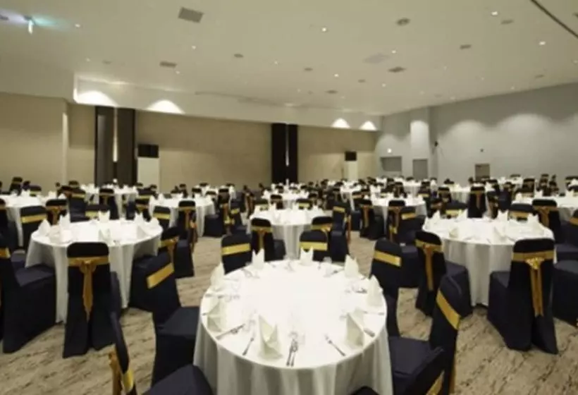 Ramada Hotel & Suites By Wyndham Gangwon Pyeongchang