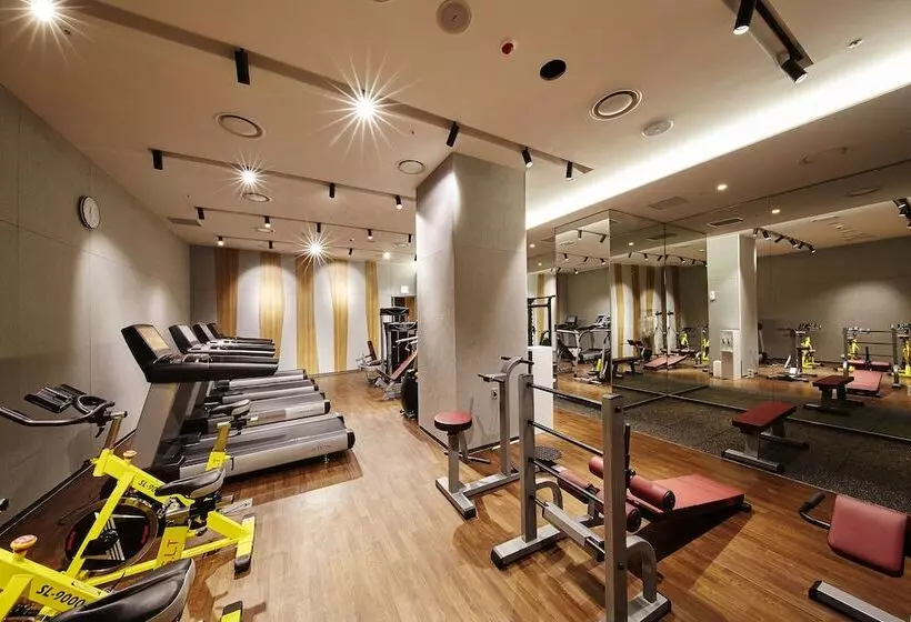 Ramada Hotel & Suites By Wyndham Gangwon Pyeongchang