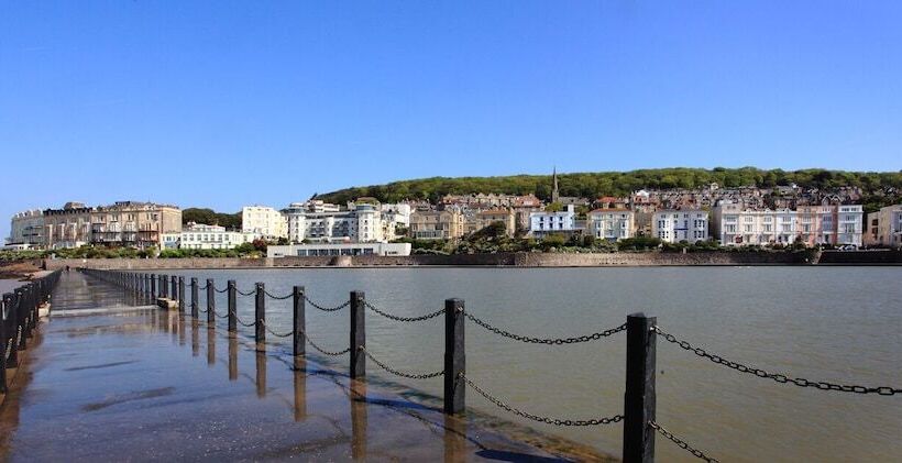 Hotel New Birchfield