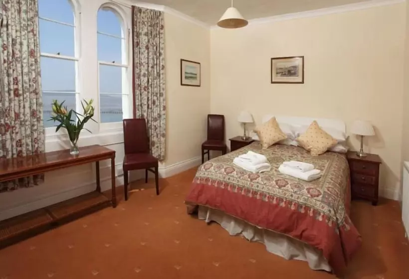 هتل New Birchfield