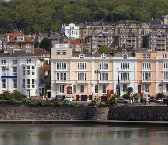 Hotel New Birchfield