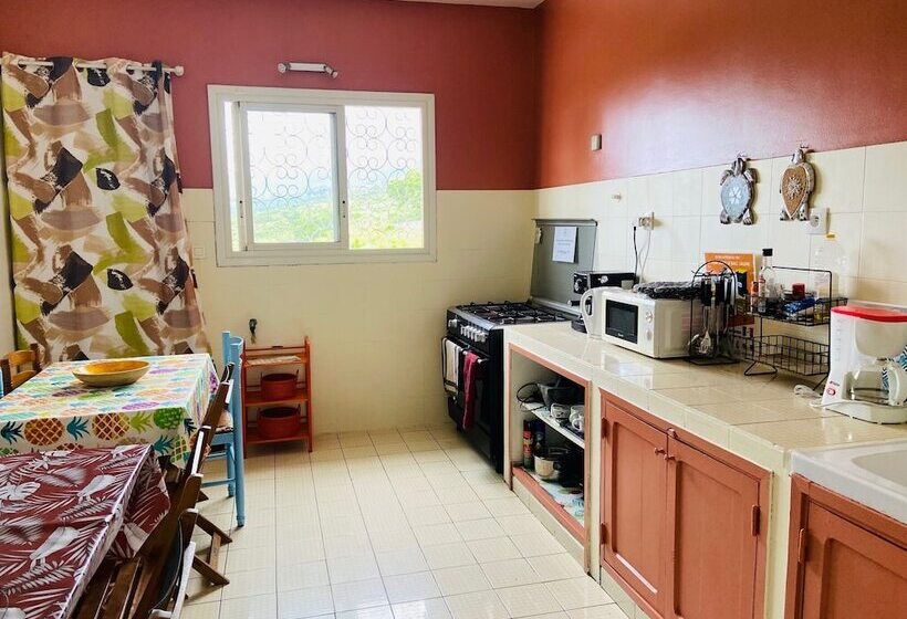 تختخواب و صبحانه Le Caillou Blanc