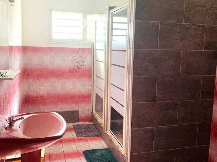 تختخواب و صبحانه Le Caillou Blanc