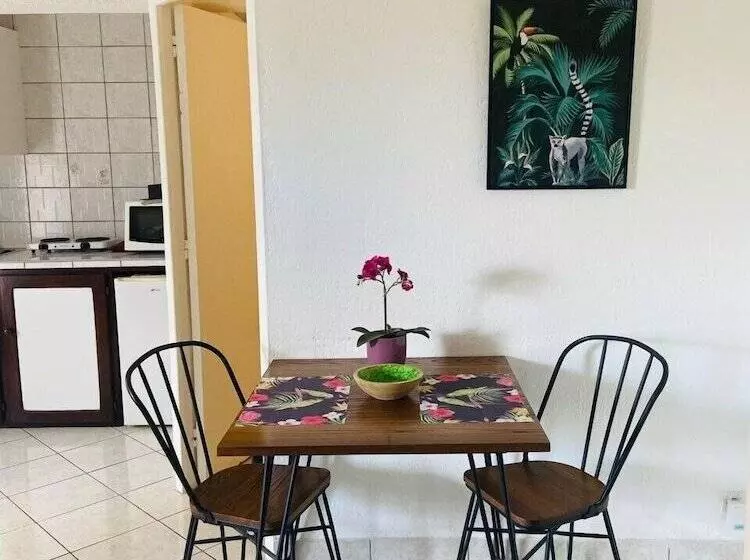 تختخواب و صبحانه Le Caillou Blanc