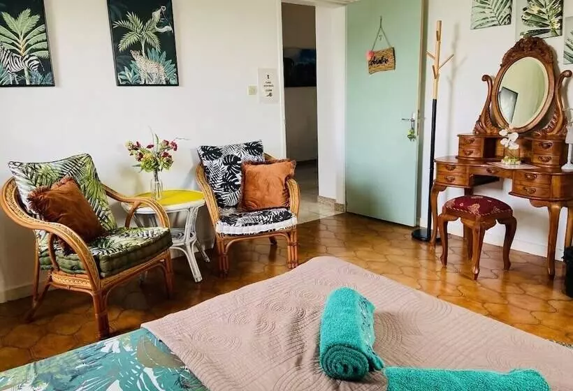 تختخواب و صبحانه Le Caillou Blanc