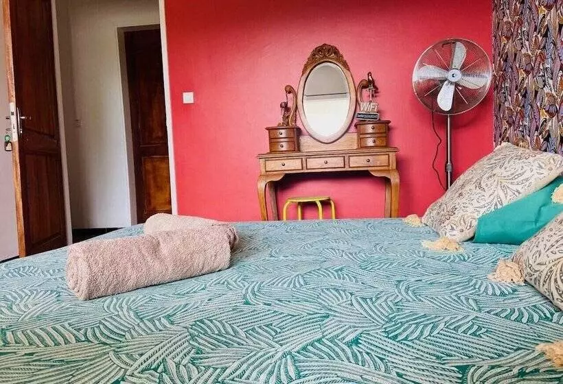 تختخواب و صبحانه Le Caillou Blanc