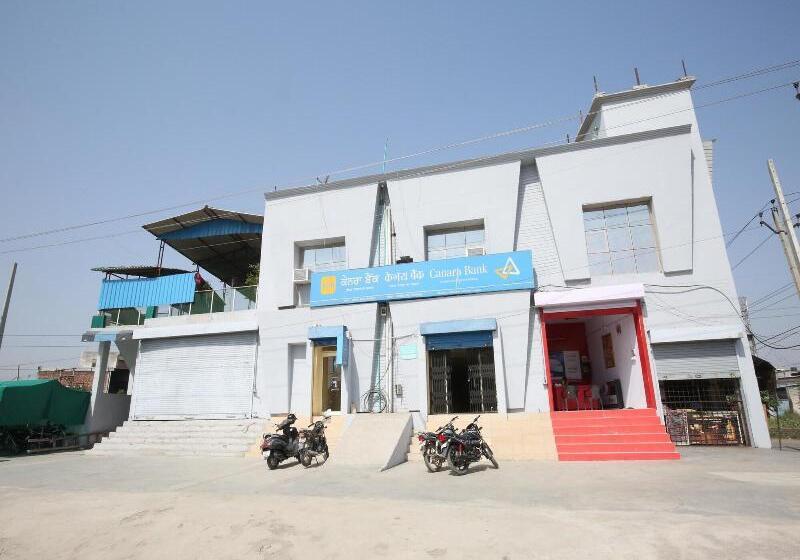 Отель Oyo 12871 Rehan Basera