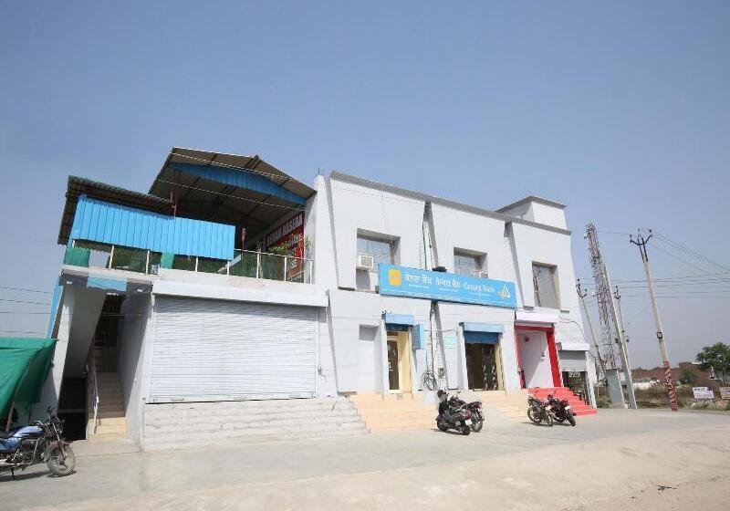 Отель Oyo 12871 Rehan Basera