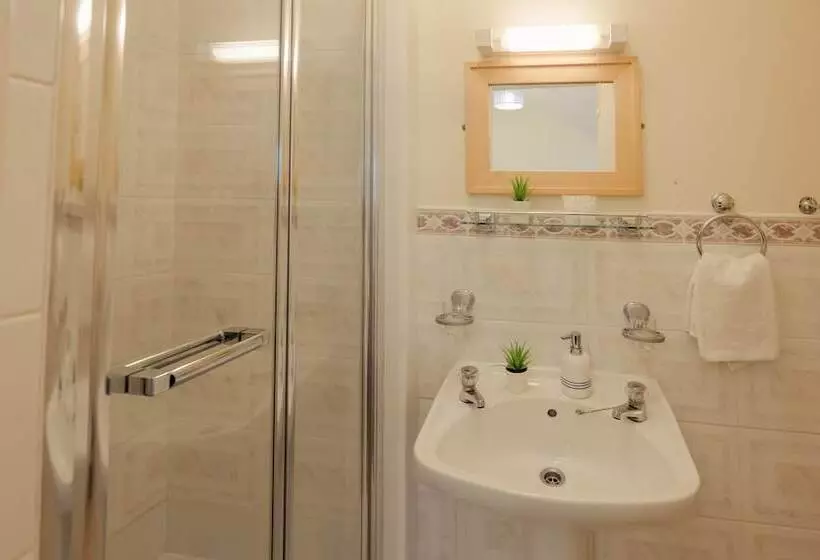 Majatalo The Waterfront