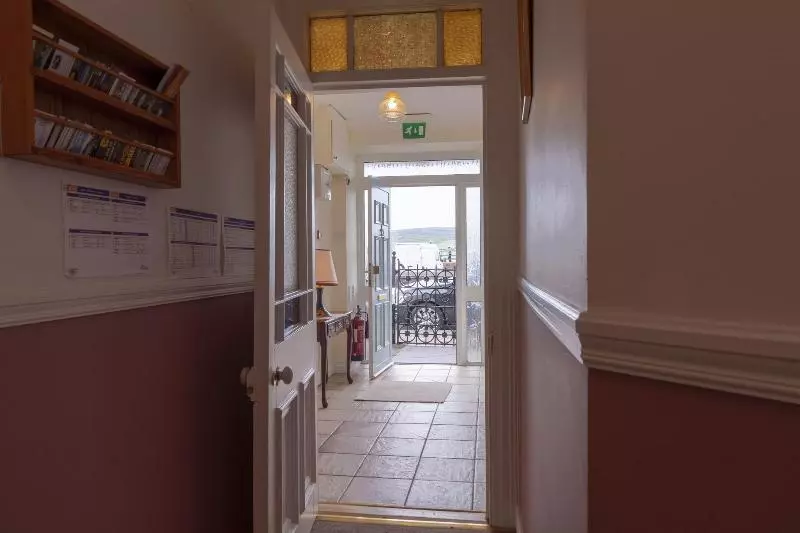 Majatalo The Waterfront