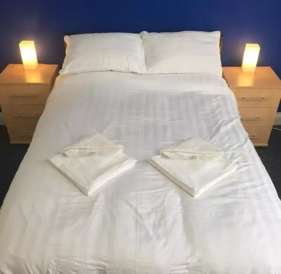 Southend Central Hotel   Close To Beach, City Centre, Train Station & Southend Airport