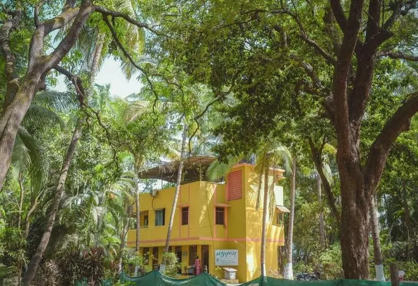 ホテル Prabhukrupa Tourist Farm