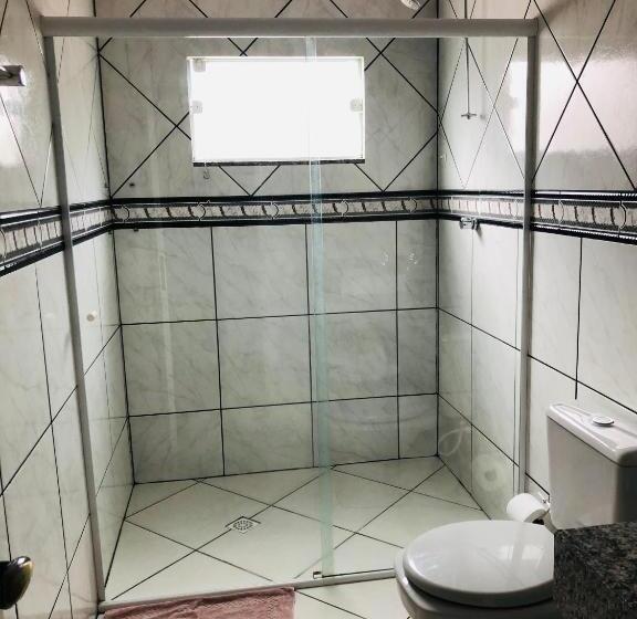 פנסיון Pousada Central