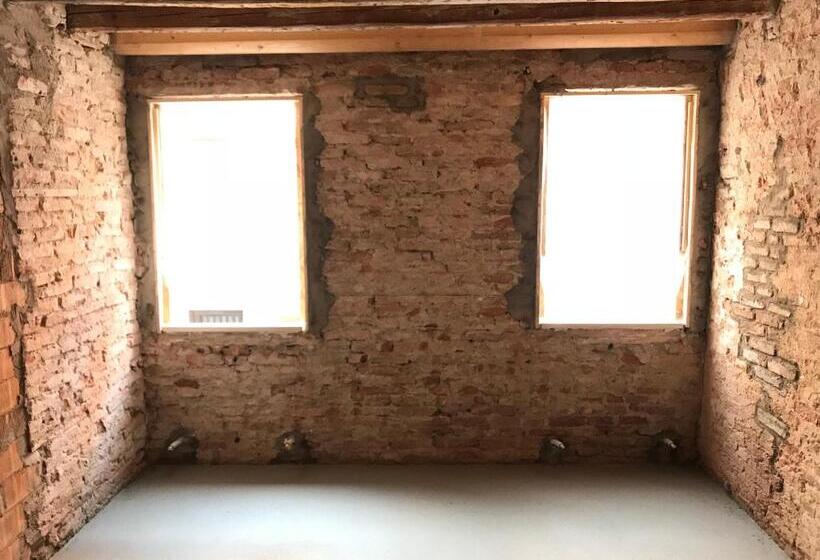 تختخواب و صبحانه Barbara’s Rooms