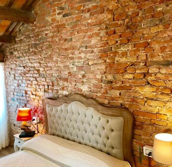 تختخواب و صبحانه Barbara’s Rooms