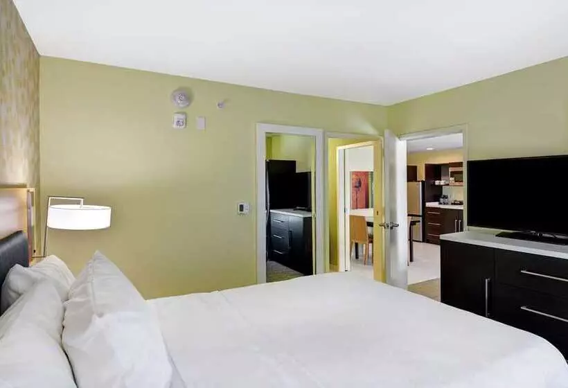 هتل Home2 Suites By Hilton Hilton Head