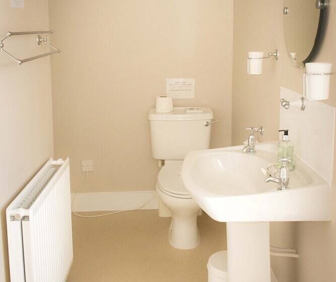 酒店 The Royal Oak