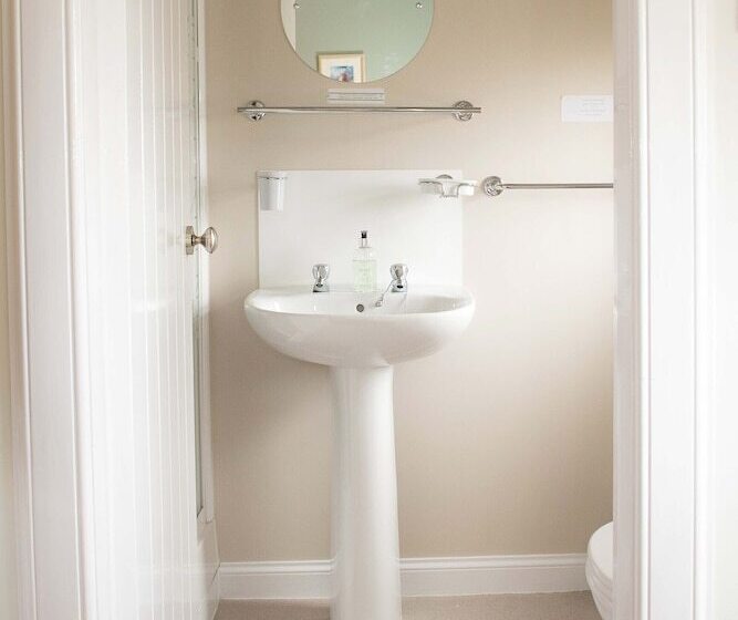 酒店 The Royal Oak