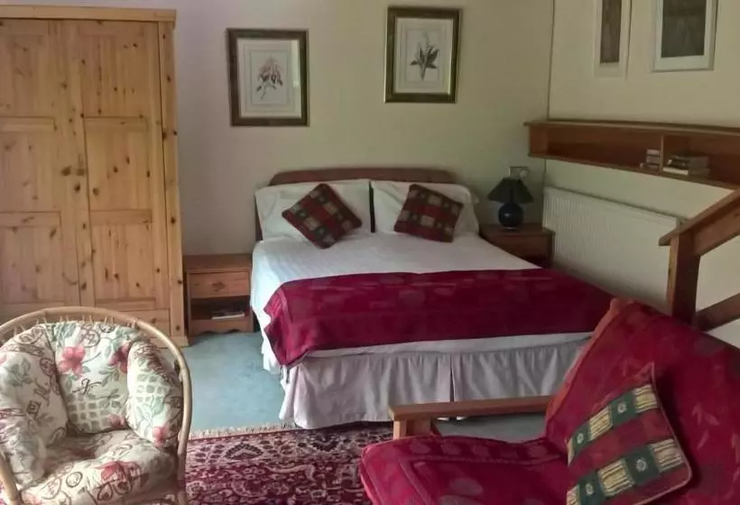 Lamorna Pottery B&b
