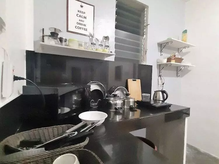 ペンション Ese House