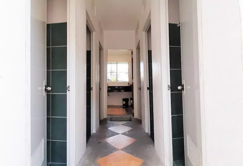 ペンション Ese House