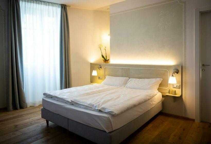 پانسیون Torrione Trento