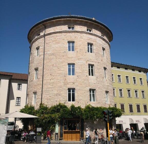 پانسیون Torrione Trento