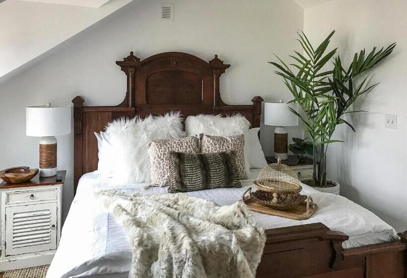 تختخواب و صبحانه Casablanca