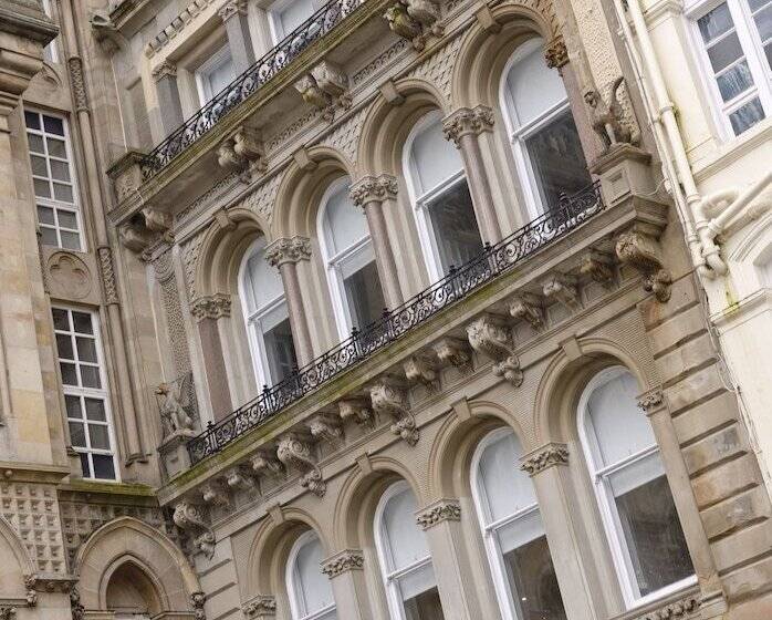 Nelson Mandela Place Apartments