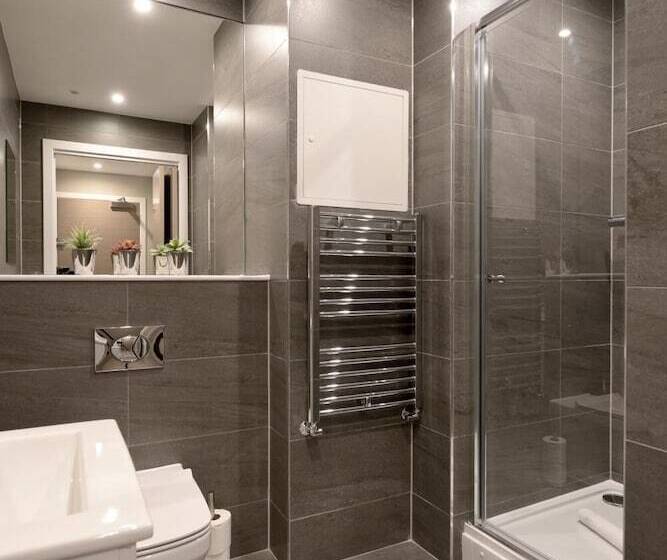 Nelson Mandela Place Apartments