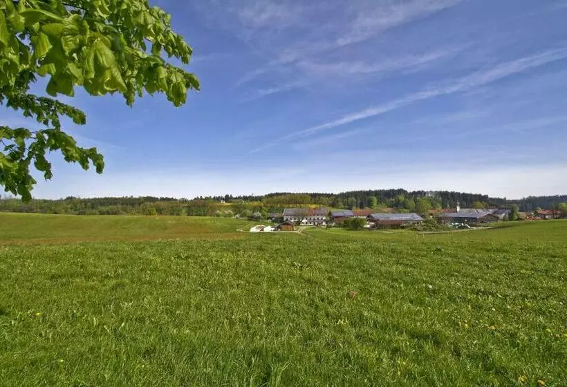 ホテル Paulhof Am Chiemsee