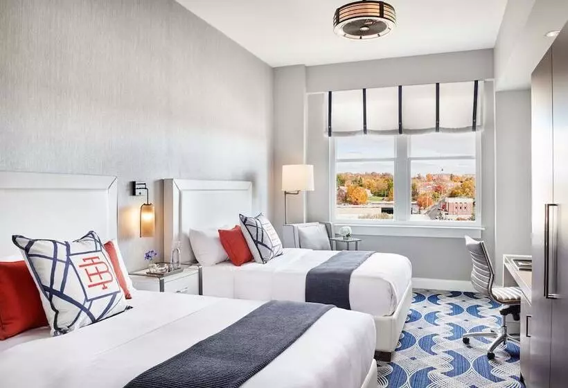 ホテル The Bristol