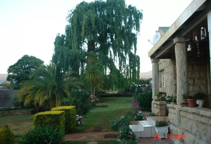 پانسیون Aloes Lodge