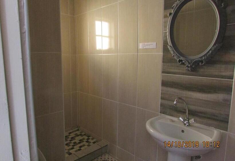 پانسیون Aloes Lodge