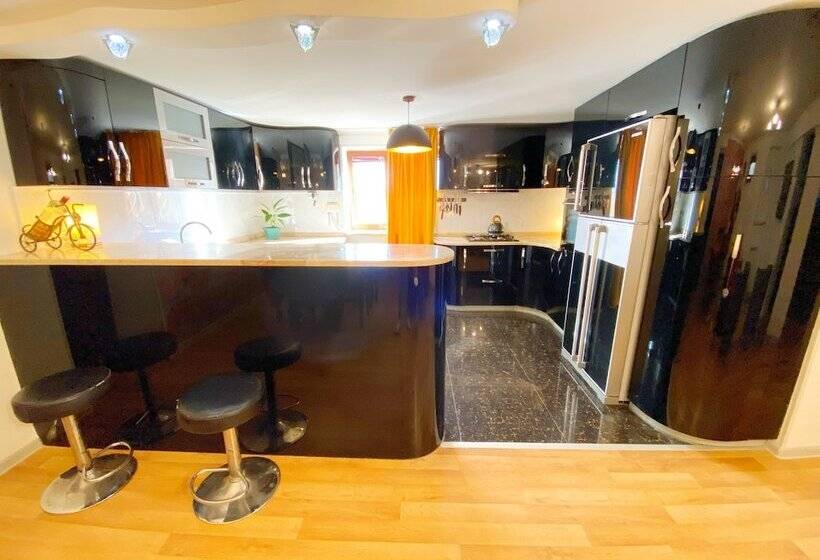 پانسیون Orange Kutaisi