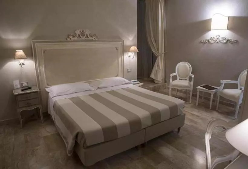 ホテル La Colonnina