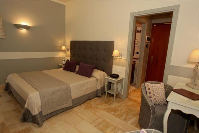 Отель La Colonnina