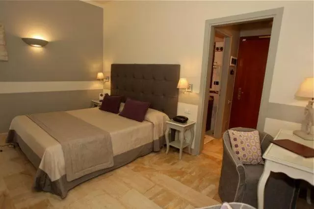 ホテル La Colonnina