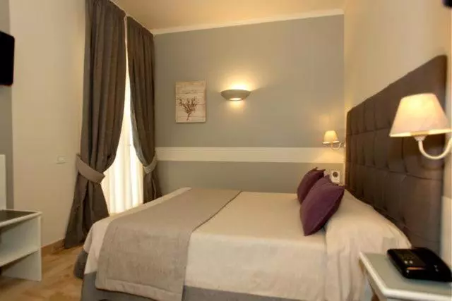 ホテル La Colonnina