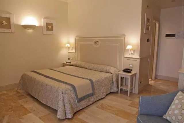 ホテル La Colonnina