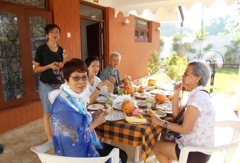 بنسيون Nadee Villa 7