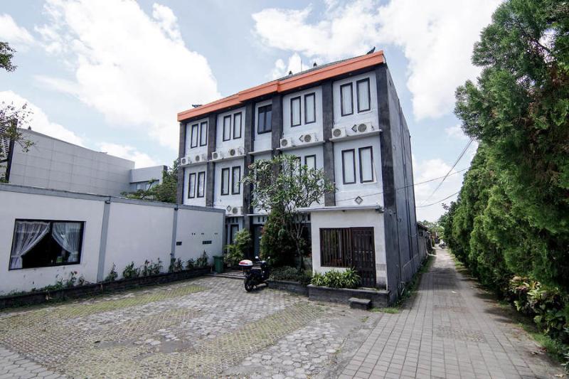 Pansiyon Reddoorz Plus Near Ubung Terminal Denpasar