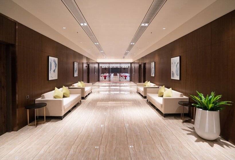 منتجع Forest City Golf