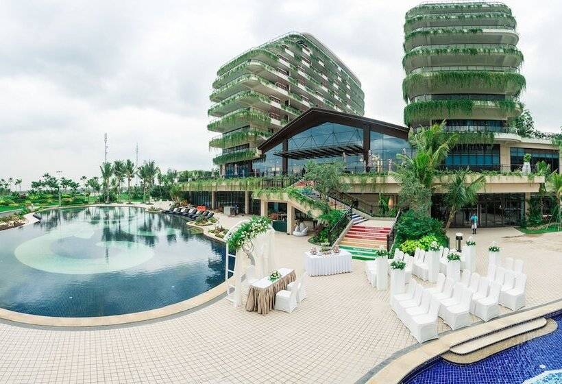 منتجع Forest City Golf